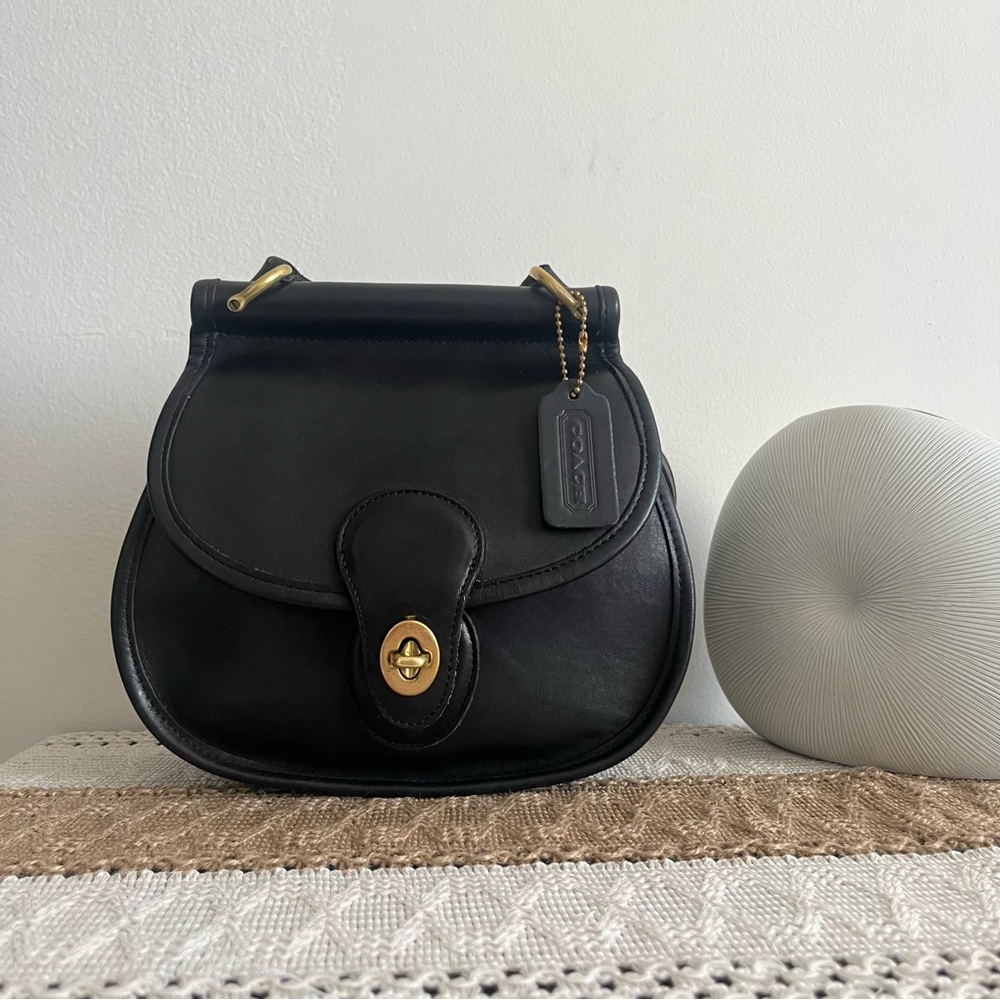 Vintage Coach Post Pouch in Black #9906 Leather Shoulder Bag